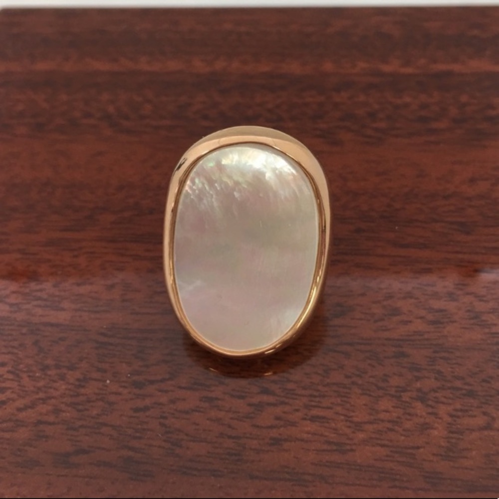 Honora Concave Mother of Pearl ring